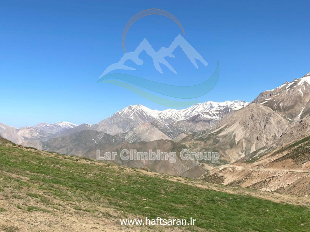 نمای قلل سرکچال ها و برج و خلنو