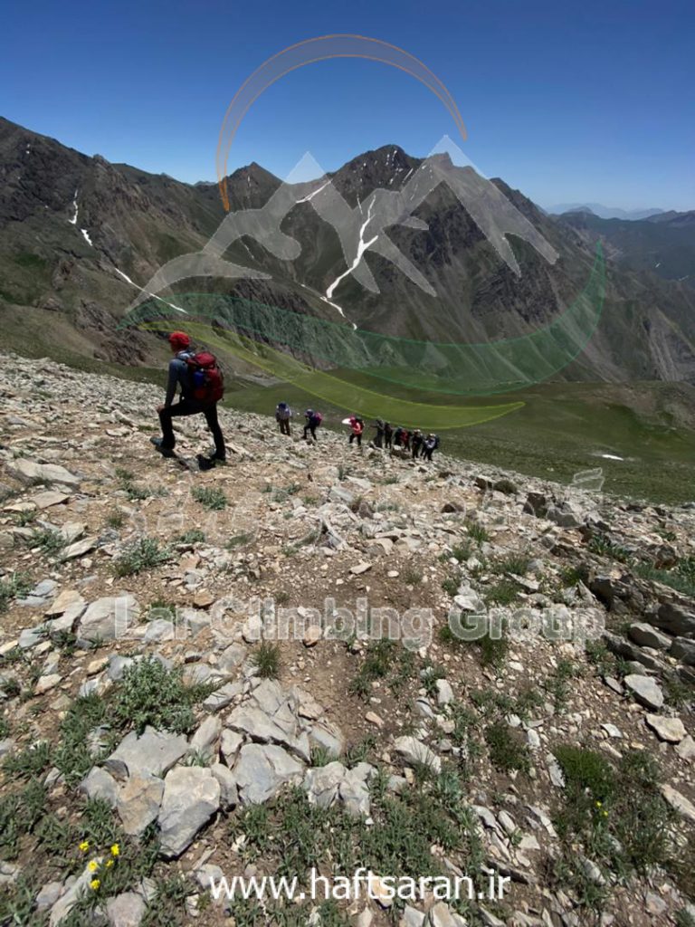 گزارش برنامه صعود به قله جانستون به ارتفاع 3950 متر از روستای آبنیک