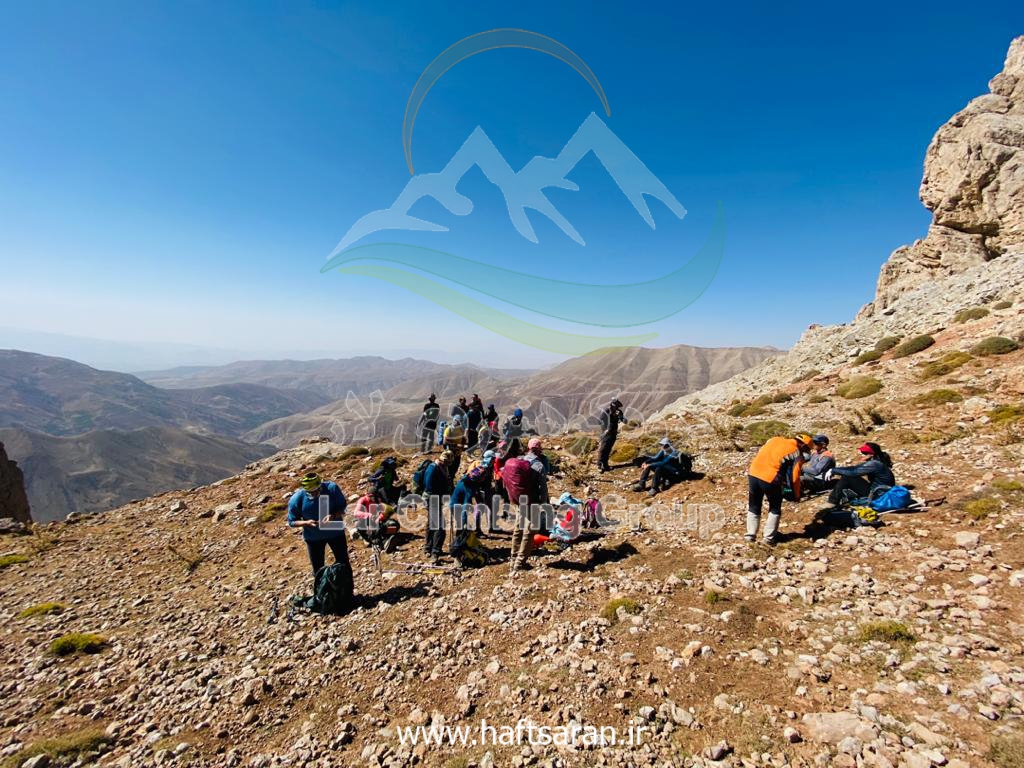 گزارش برنامه صعود به قله سیاه پلاس (پا کبود) به ارتفاع 3380 متر از روستای جورد (javard)