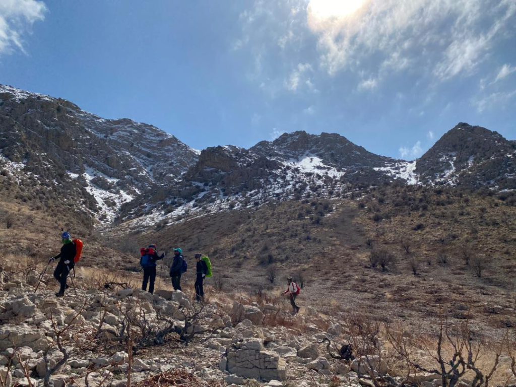 گزارش برنامه صعود به قله برفدان داراب ( به ارتفاع 3030 متر از سطح دریا)